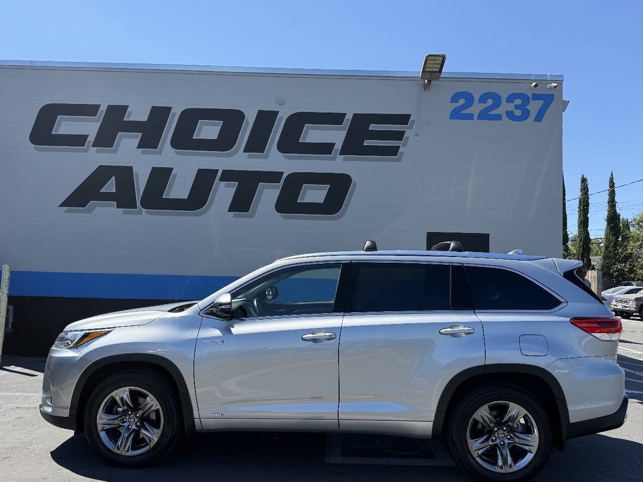 Used 2017 Toyota Highlander Limited Platinum AWD/4WD image 31