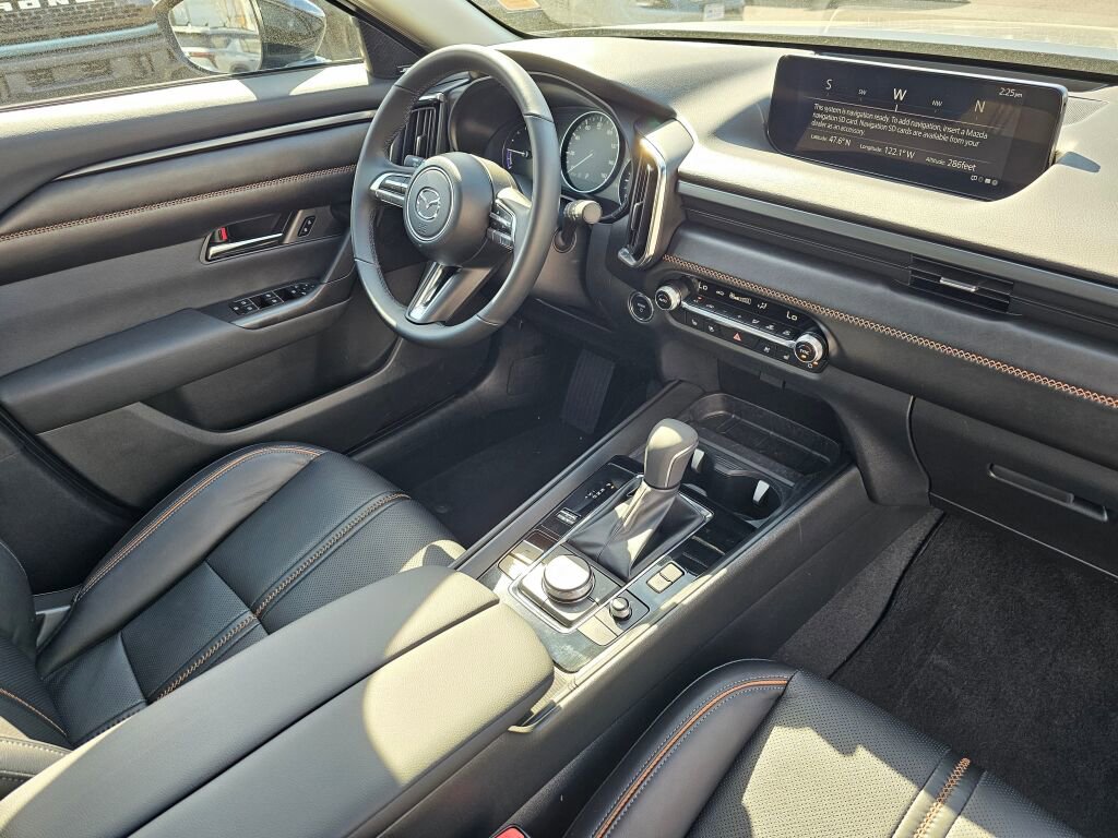 Certified 2025 MAZDA CX-50 2.5 Hybrid w/ Premium Plus Pkg image 31
