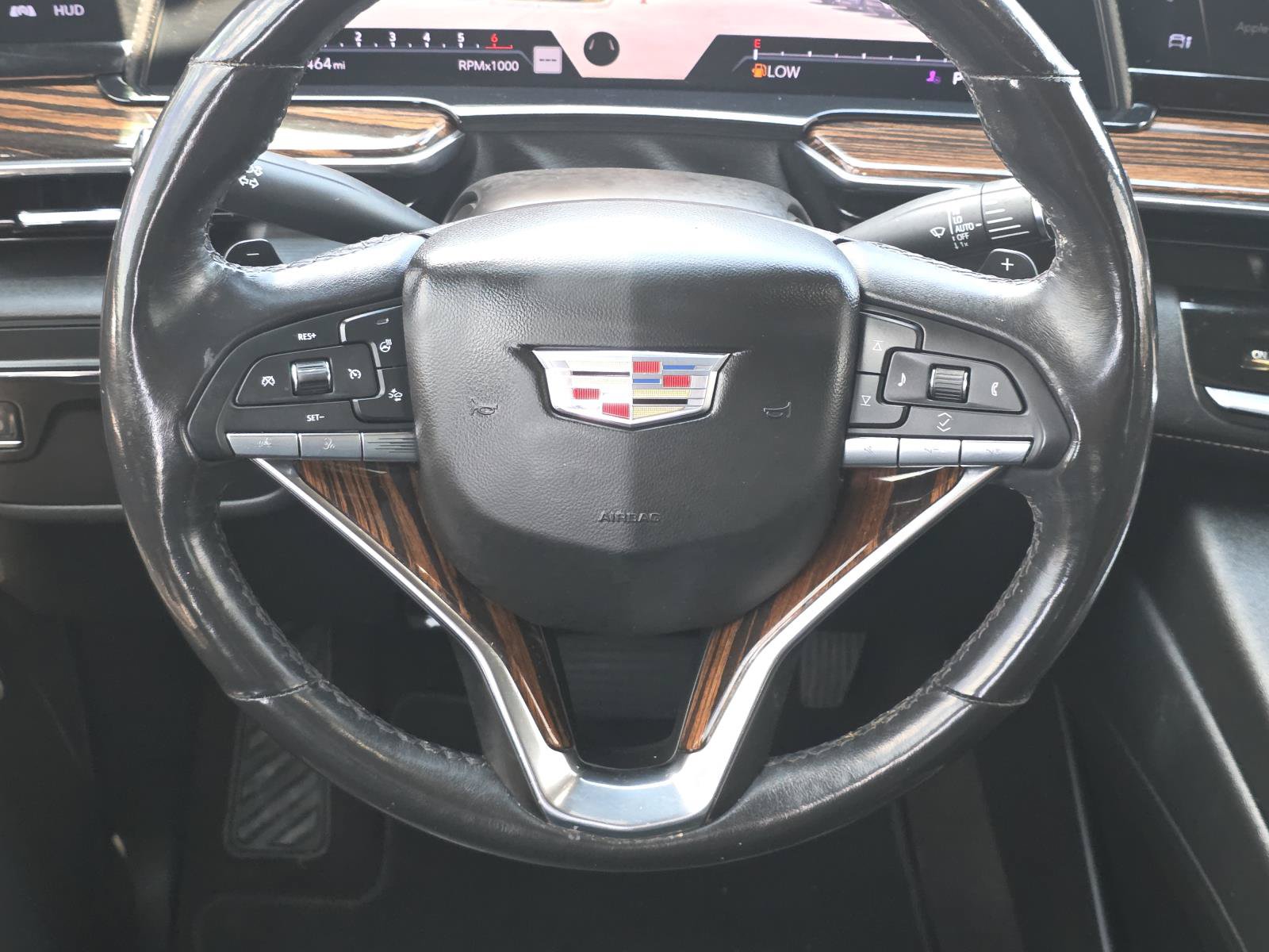 Used 2023 Cadillac Escalade Premium Luxury RWD image 14