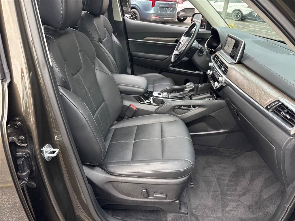 Used 2021 Kia Telluride SX w/ Towing Package AWD/4WD image 28