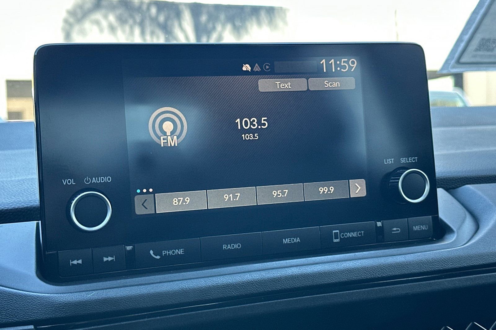 Used 2023 Honda Accord EX image 17