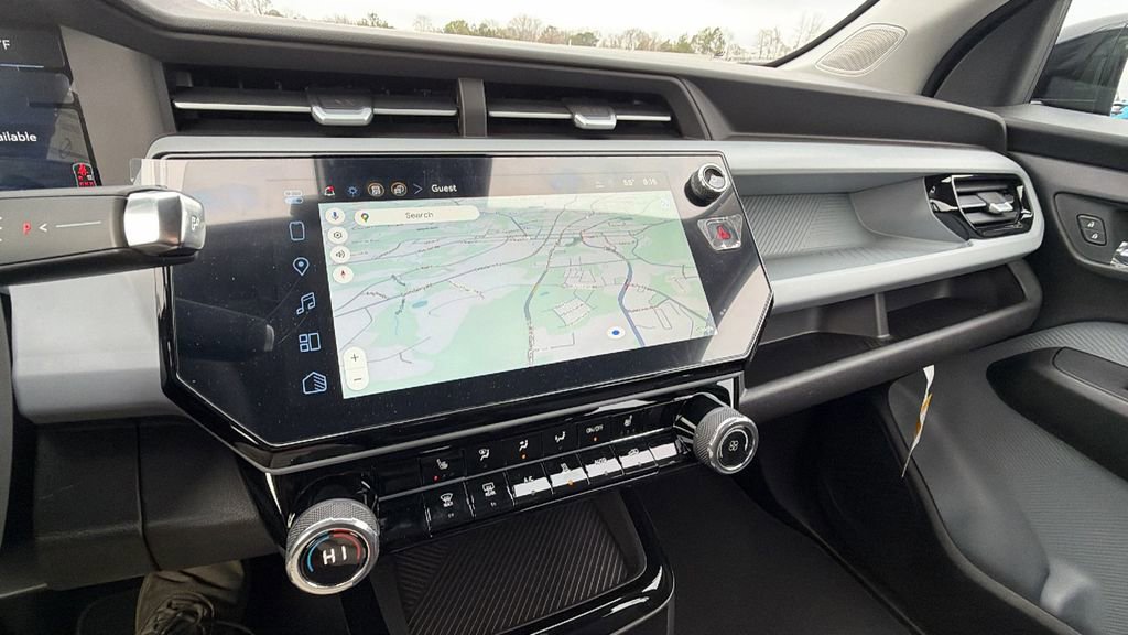 New 2027 Chevrolet Bolt LT w/ Comfort Package image 24