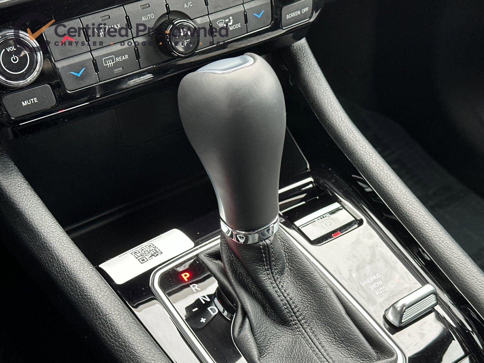 Used 2024 Jeep Compass Limited image 22