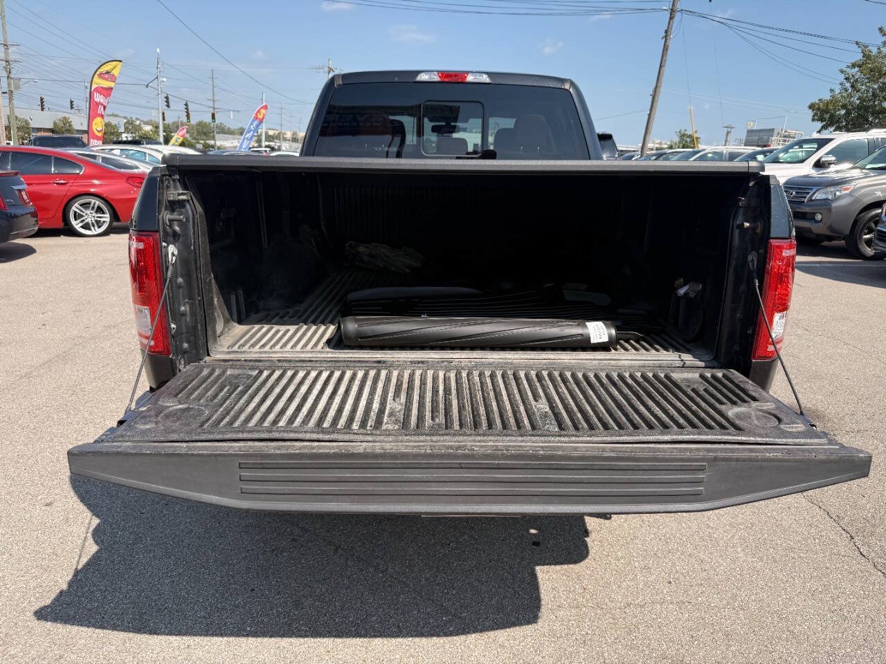 Used 2015 Ford F150 XLT w/ Equipment Group 302A Luxury AWD/4WD image 23