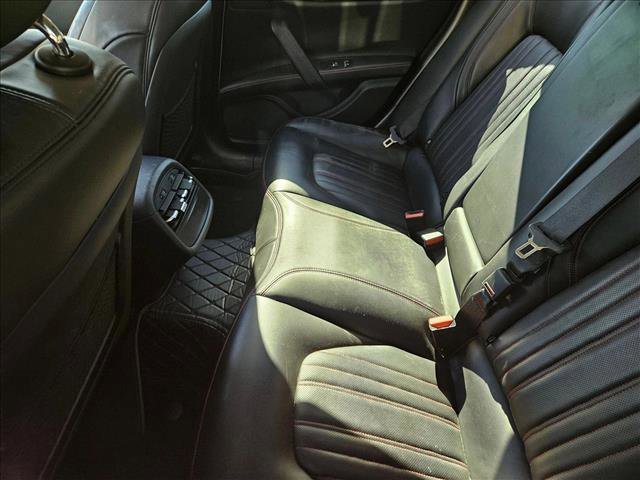 Used 2018 Maserati Ghibli S GranLusso image 11