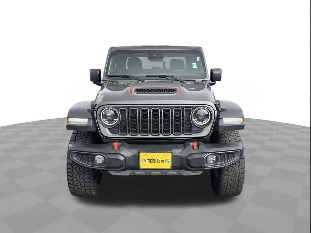 Used 2024 Jeep Gladiator Mojave w/ Convenience Group image 2