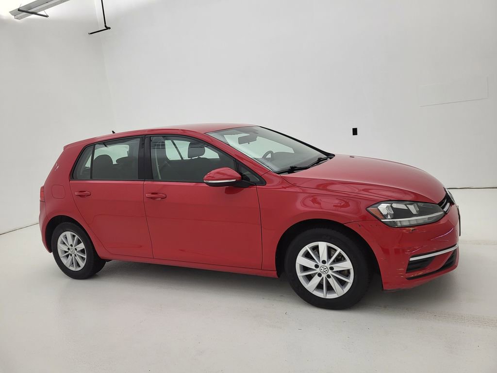 Used 2018 Volkswagen Golf S FWD image 2