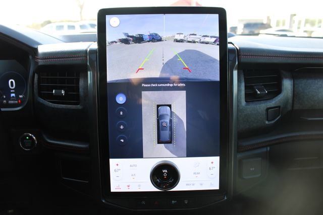 Used 2024 Ford Expedition Max Limited image 25