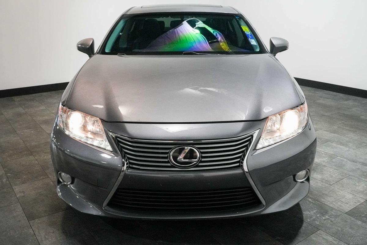 Used 2015 Lexus ES 350 w/ Premium Package FWD image 7