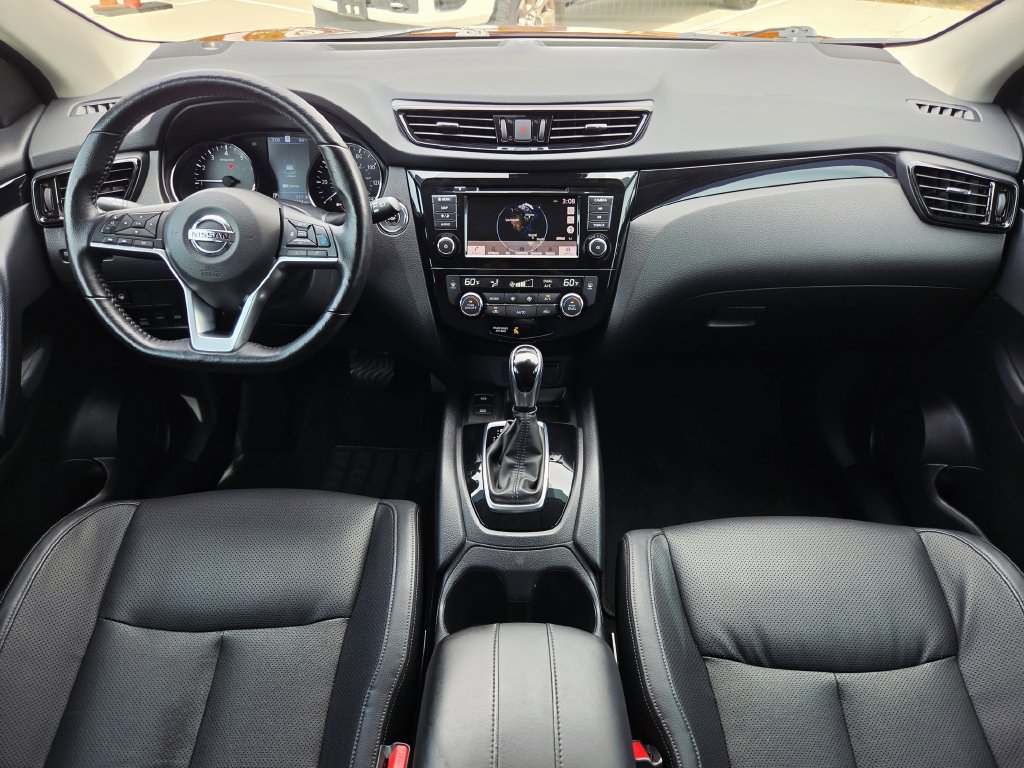 Used 2022 Nissan Rogue Sport SL AWD/4WD image 13