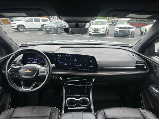 Used 2026 Chevrolet Traverse High Country AWD/4WD image 24