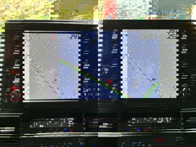 Used 2024 Toyota Sienna XLE w/ XLE Plus Package AWD/4WD image 13