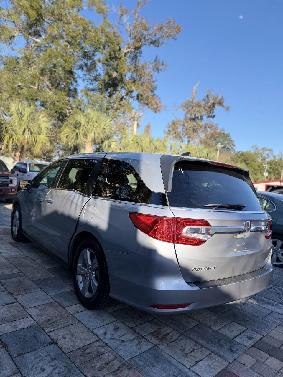 Used 2020 Honda Odyssey EX image 5