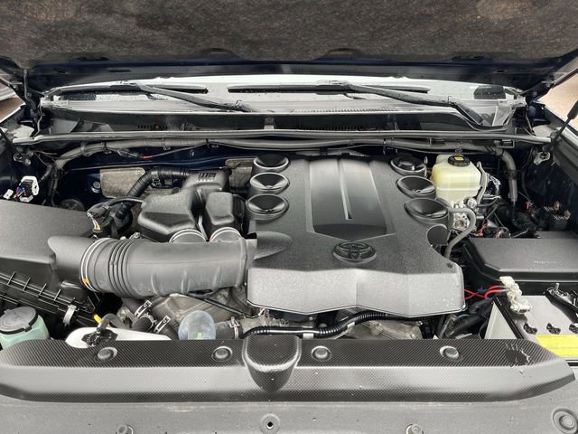 Used 2019 Toyota 4Runner SR5 image 12