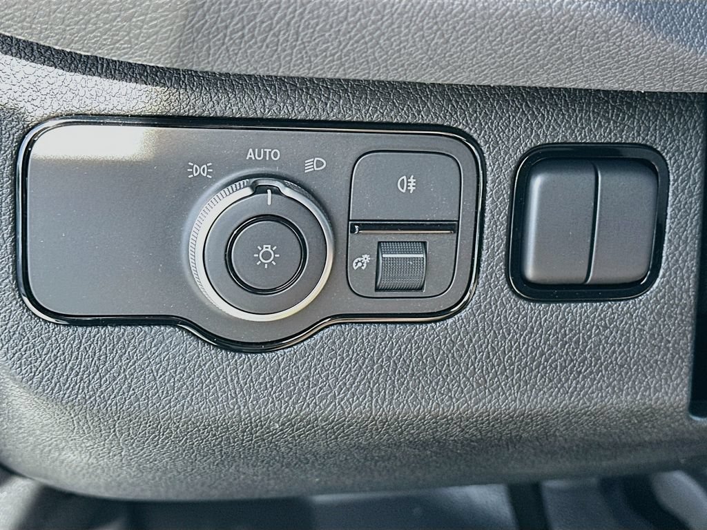 New 2026 Mercedes-Benz Sprinter 2500 image 11