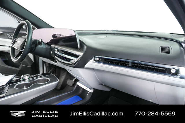 Certified 2024 Cadillac Lyriq Luxury image 23