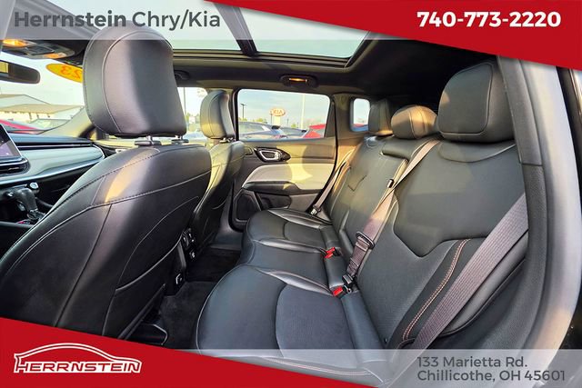 Used 2023 Jeep Compass Limited w/ Sun and Sound Group image 23