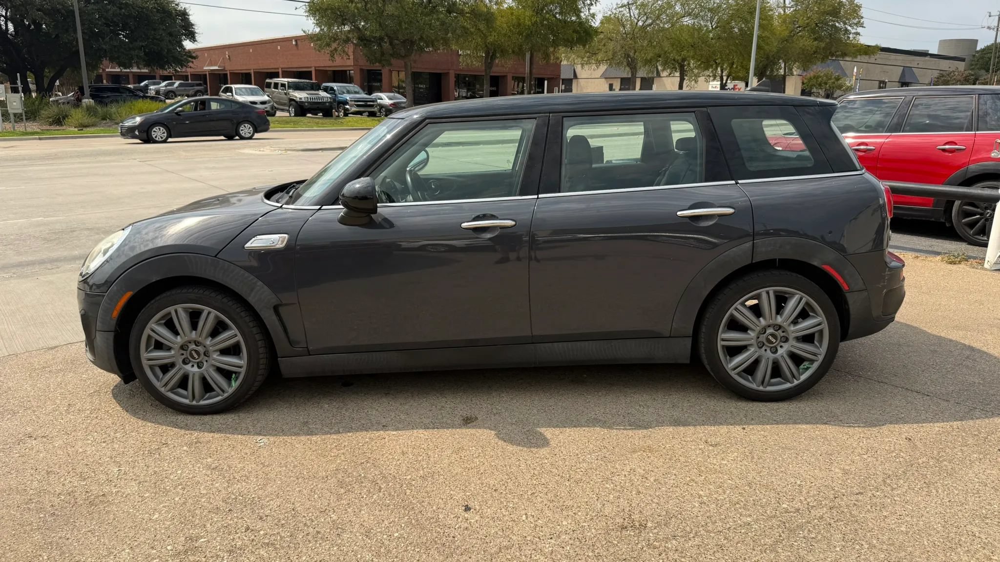 Used 2017 MINI Cooper Clubman S FWD image 2