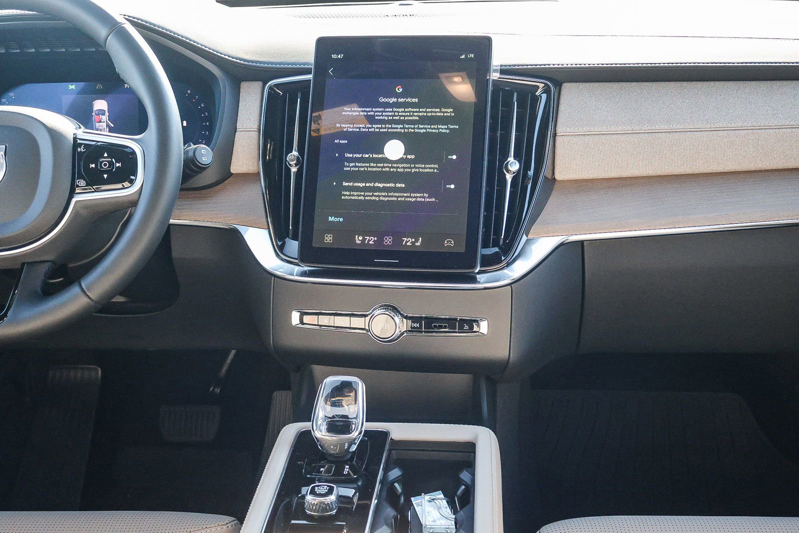 New 2026 Volvo XC90 B6 Ultra w/ Protection Package image 25