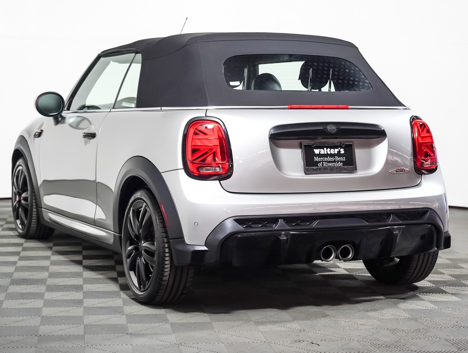 Used 2024 MINI Cooper John Cooper Works FWD image 2