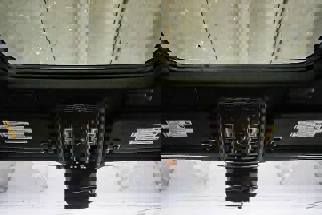 Used 2021 Cadillac Escalade Premium Luxury image 13