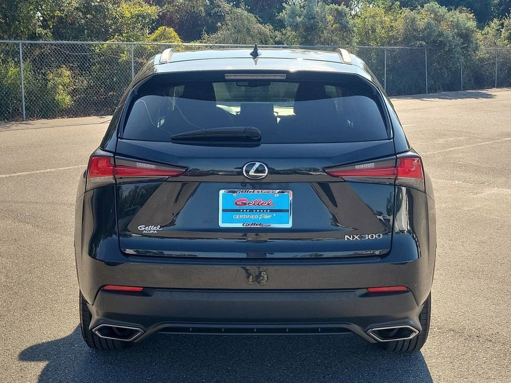 Used 2018 Lexus NX 300 FWD image 12