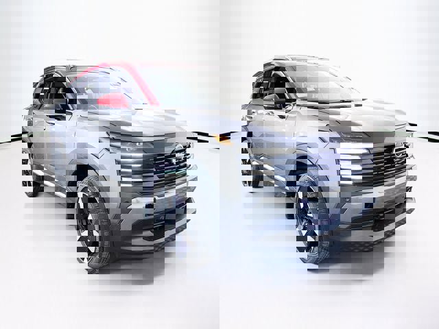 New 2026 Nissan Kicks SR w/ SR Premium Package image 3