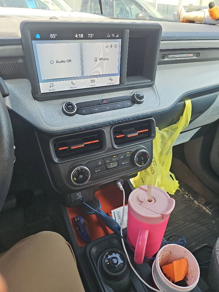 Used 2023 Ford Maverick XLT FWD image 2