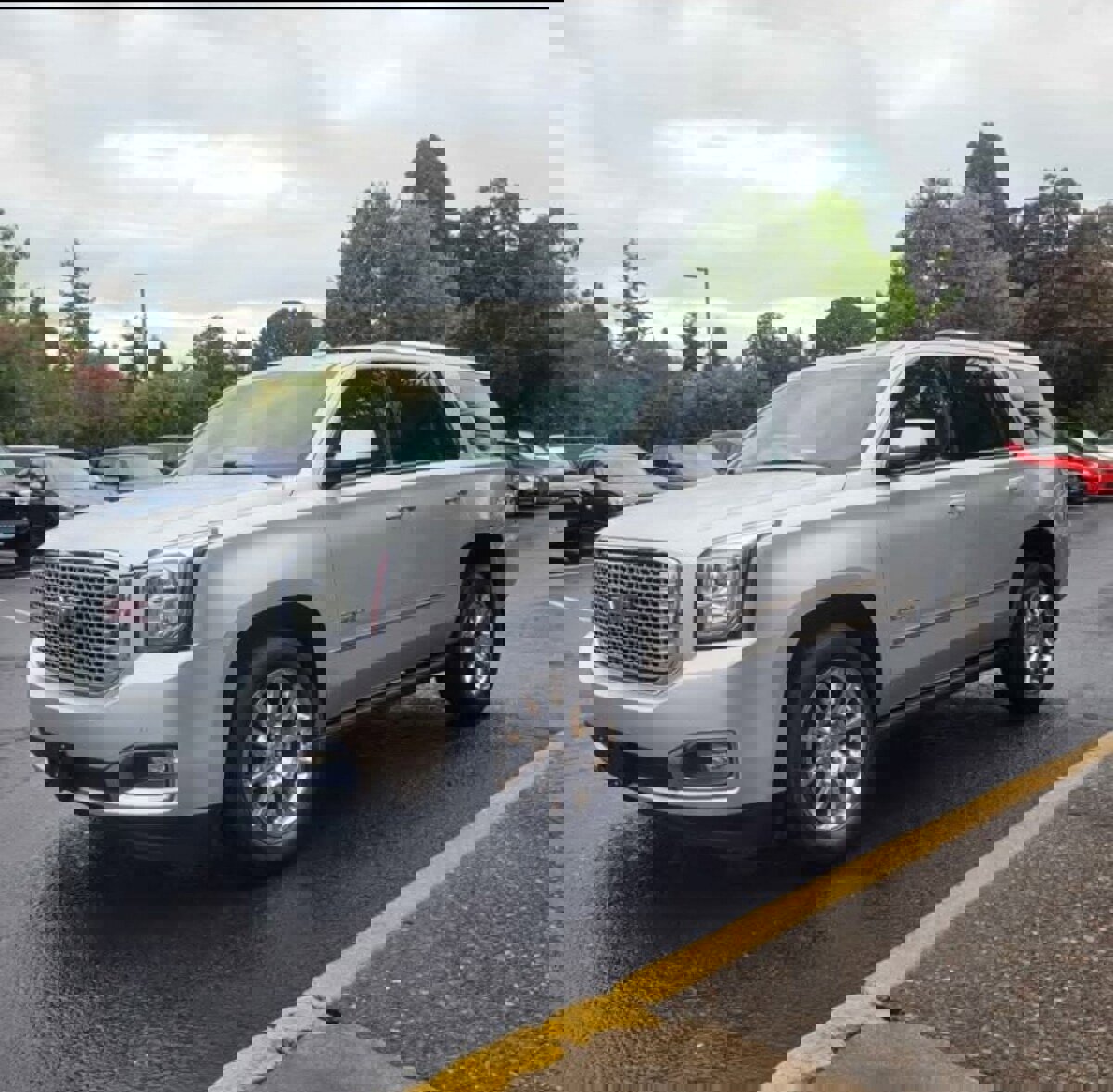 Used 2015 GMC Yukon Denali w/ Premium Package