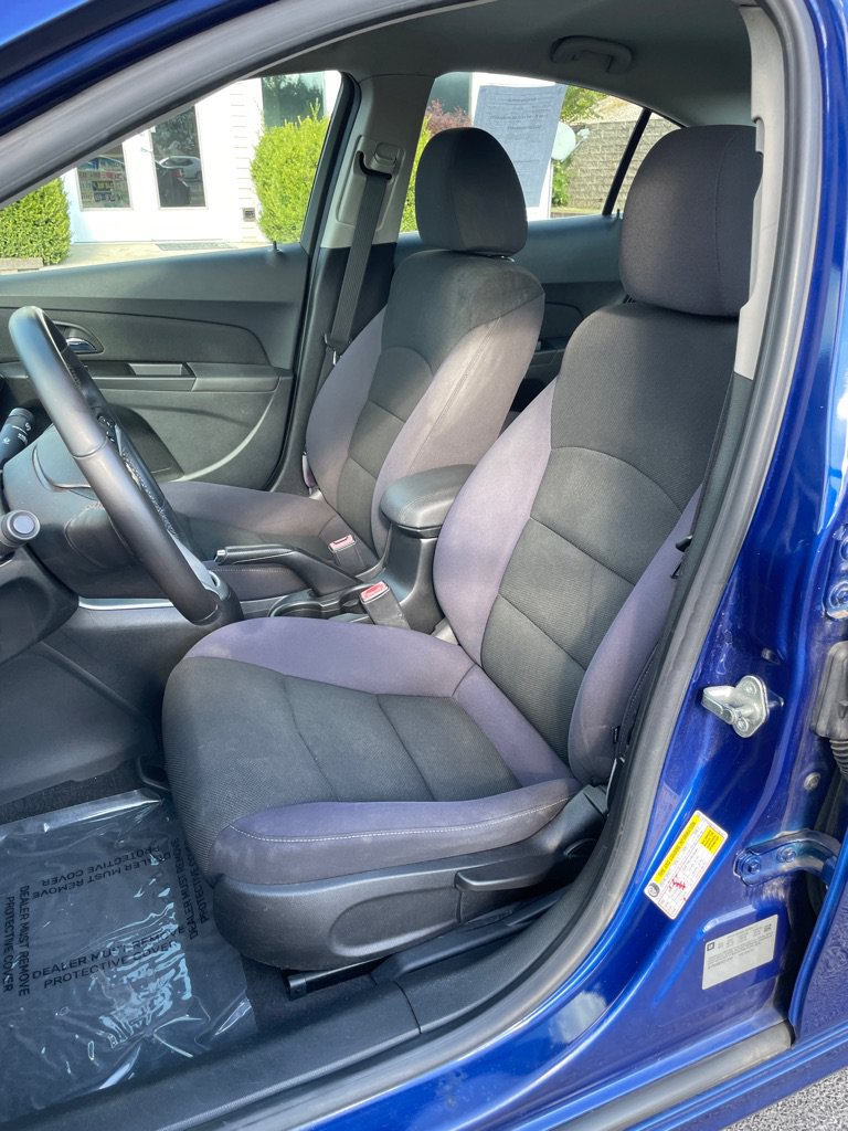 Used 2013 Chevrolet Cruze LT w/ RS Package FWD image 15