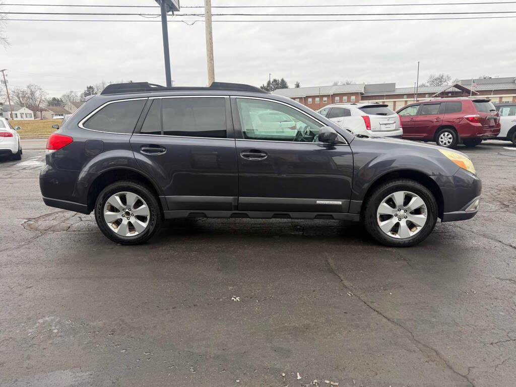Used 2010 Subaru Outback 2.5i Premium image 5
