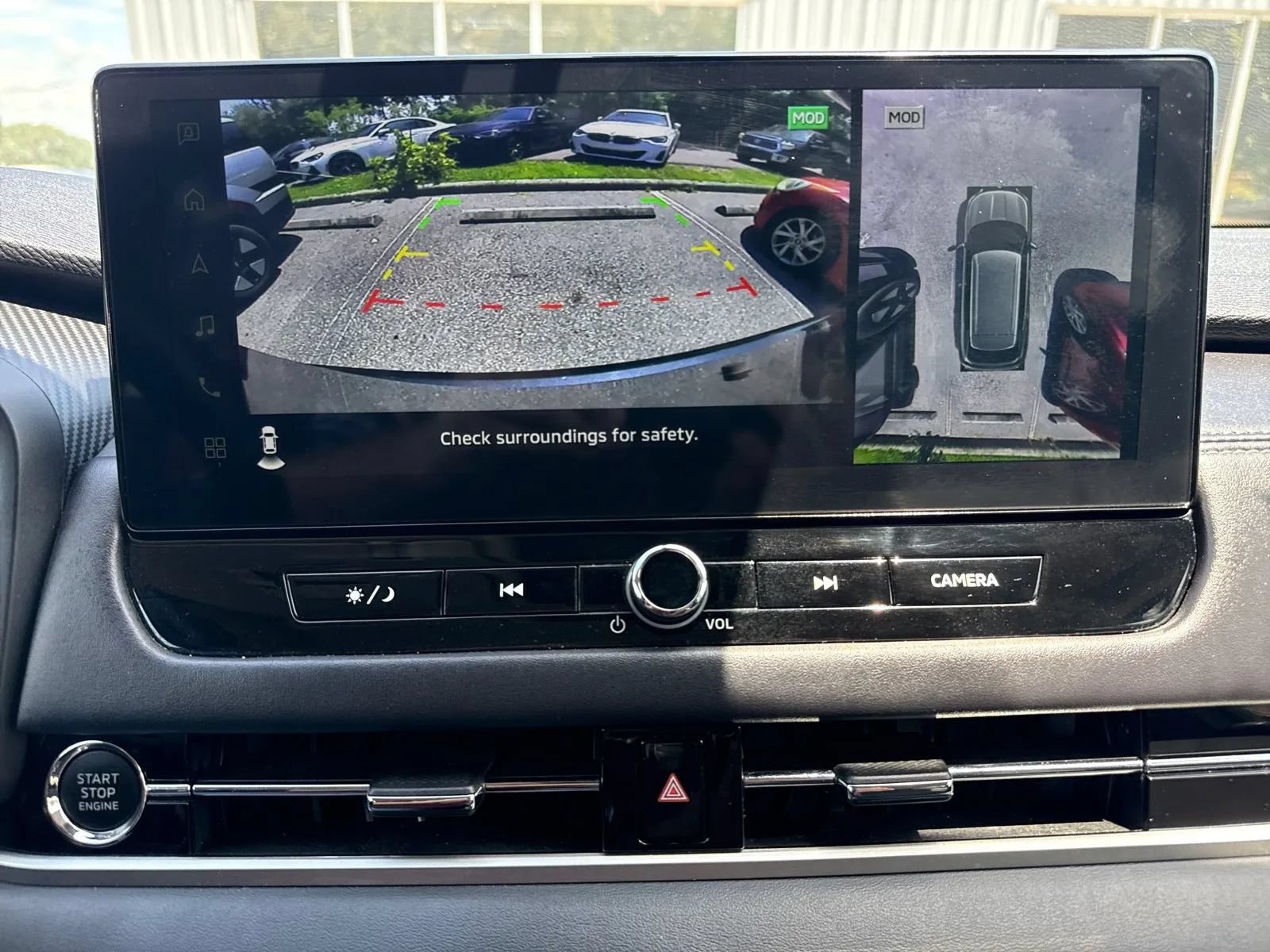 Used 2025 Mitsubishi Outlander AWD image 23