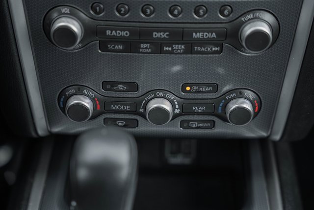 Used 2019 Nissan Pathfinder SL image 25