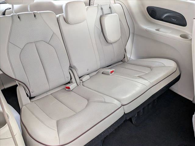 Used 2017 Chrysler Pacifica Limited w/ Advanced Safetytec Group image 20