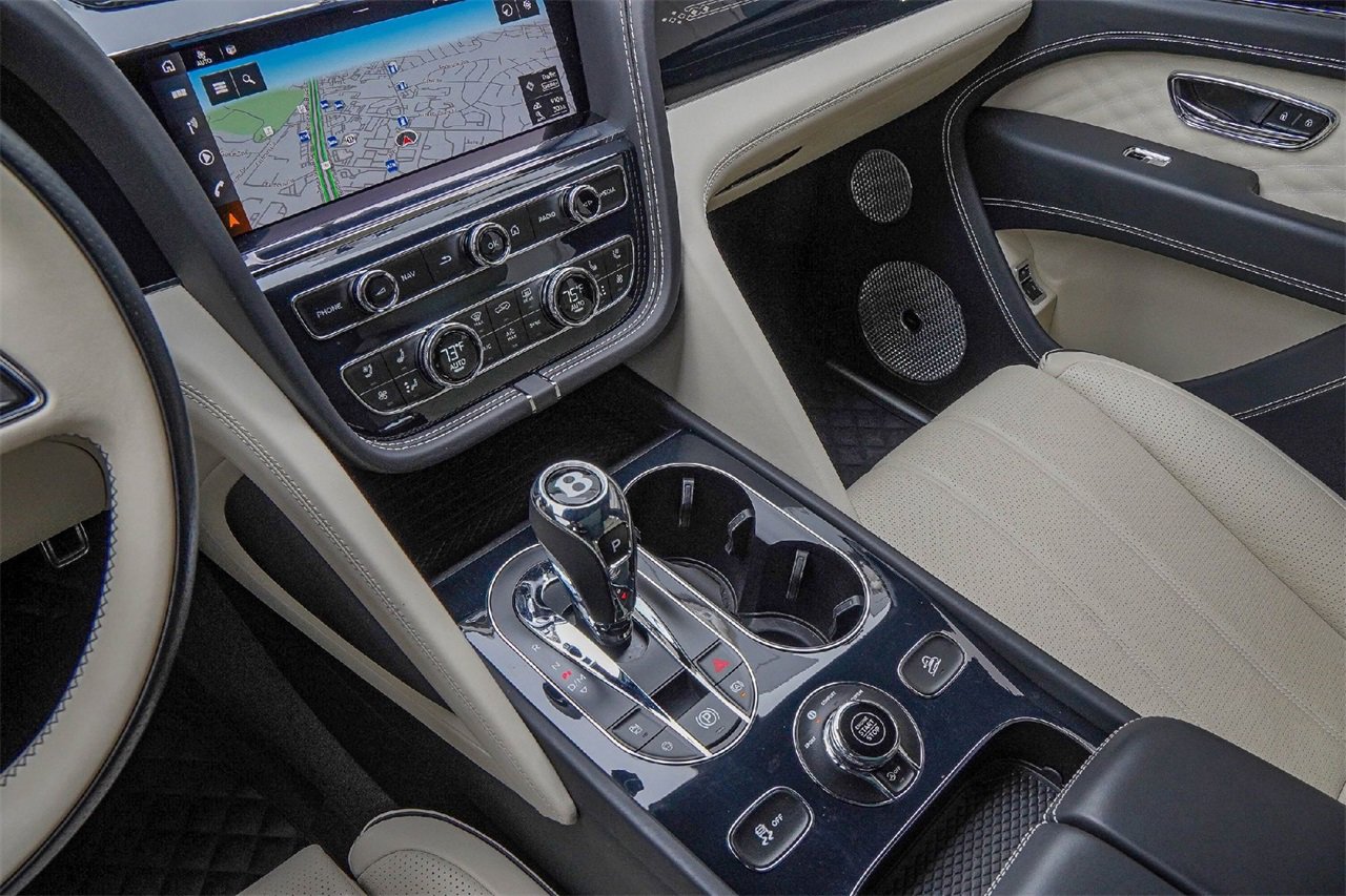 Certified 2024 Bentley Bentayga Extended Wheelbase image 30