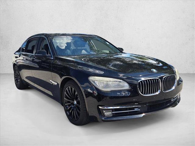 Used 2013 BMW 750Li RWD image 3