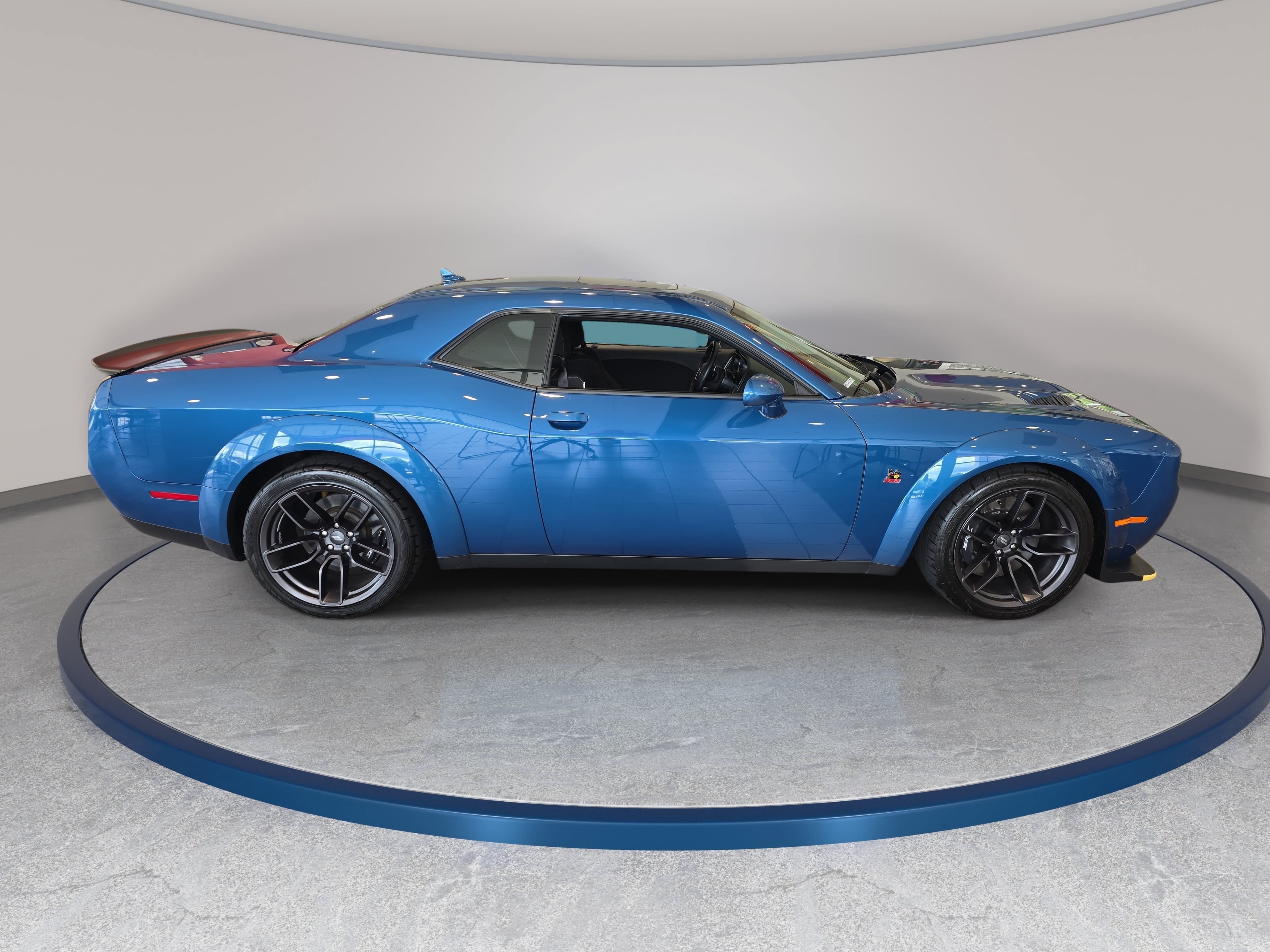Used 2021 Dodge Challenger R/T Scat Pack RWD image 4