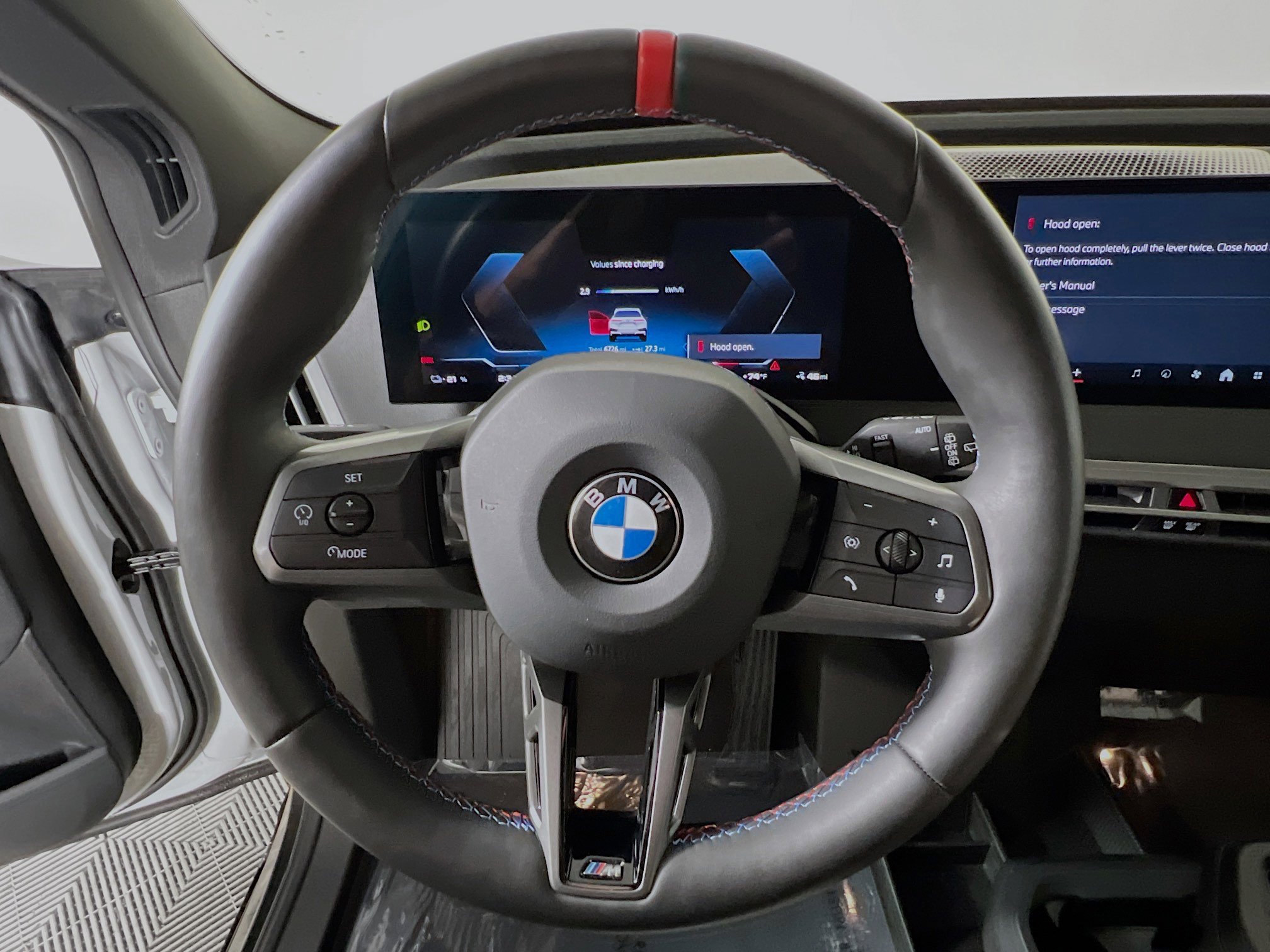 Used 2025 BMW iX M60 image 18