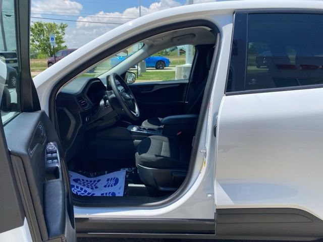 Used 2025 Ford Escape Active FWD image 10