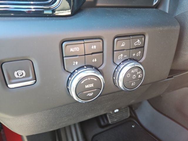 New 2026 GMC Sierra 1500 AT4X w/ LPO, Black Badging Package image 27