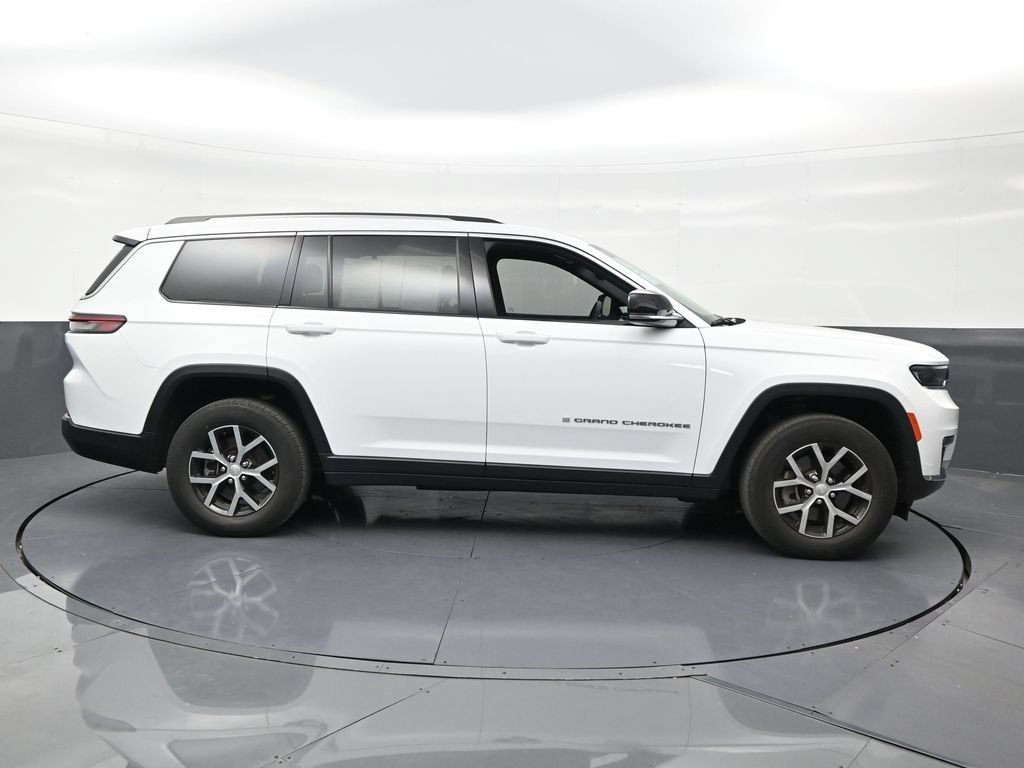 Used 2023 Jeep Grand Cherokee L Limited w/ Luxury Tech Group II AWD/4WD image 6