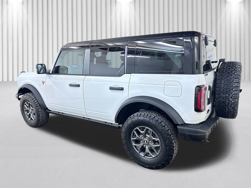 New 2025 Ford Bronco Badlands image 7