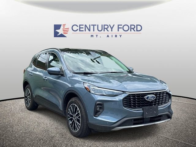 Used 2023 Ford Escape SE w/ PHEV Premium Package