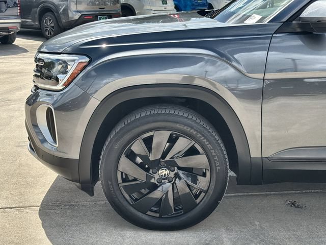 Used 2025 Volkswagen Atlas SE FWD image 32