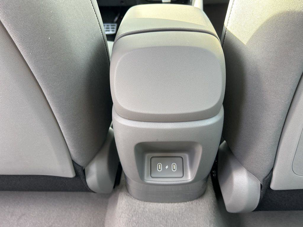 New 2026 Hyundai Elantra SEL Sport Premium image 26