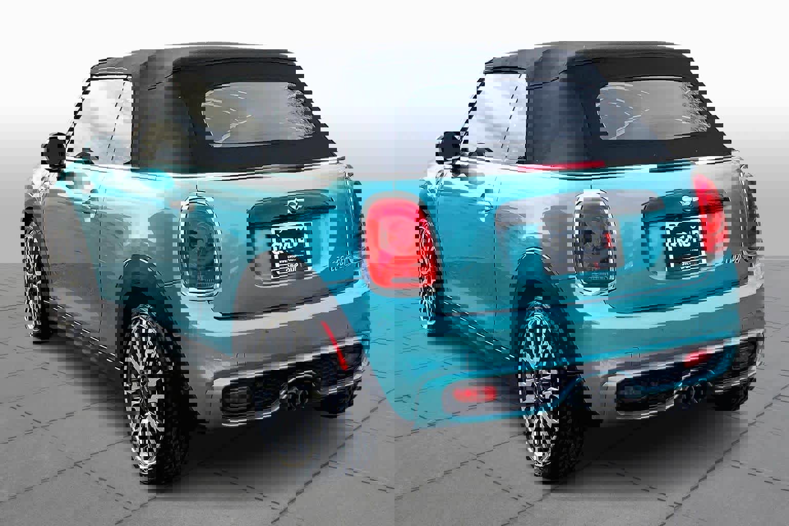 Used 2018 MINI Cooper S image 12