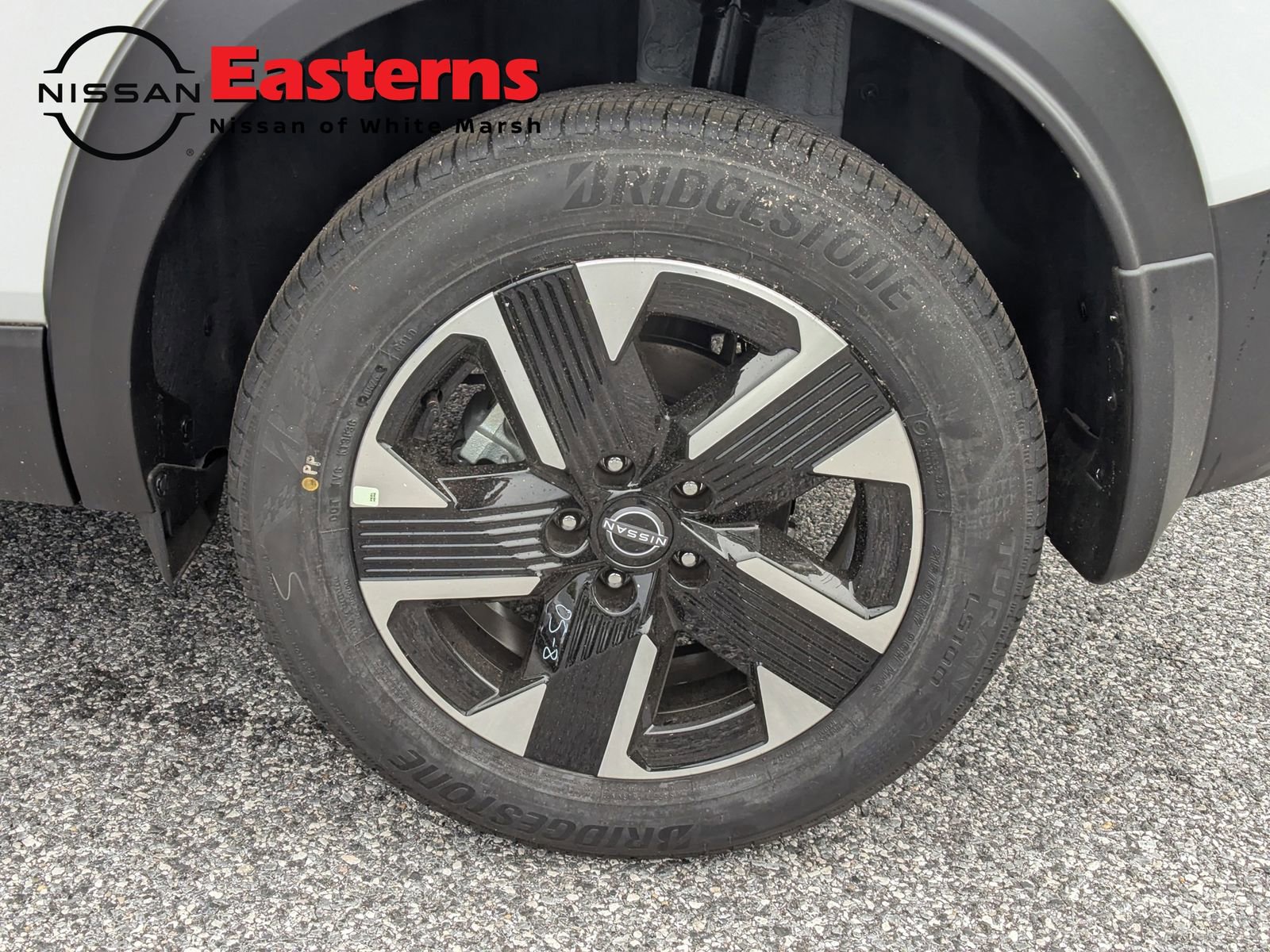 New 2026 Nissan Kicks SV AWD/4WD image 27