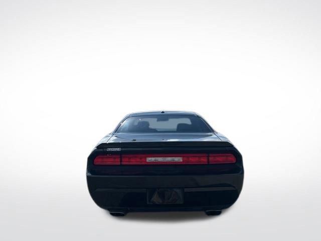 Used 2009 Dodge Challenger R/T RWD image 14