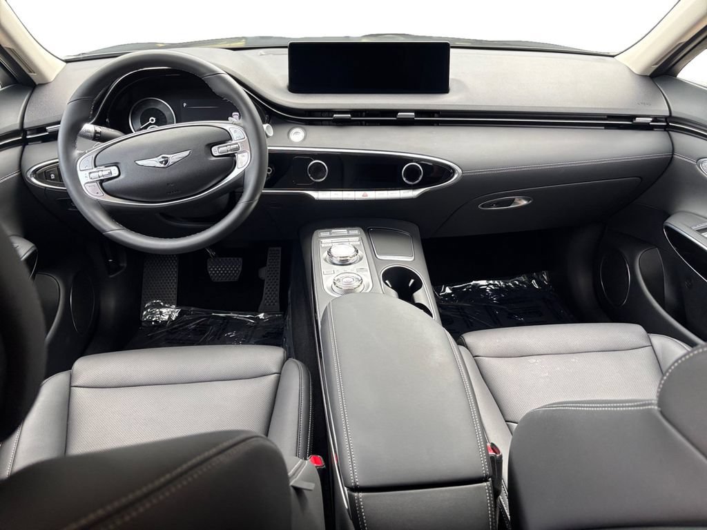 Used 2025 Genesis GV70 2.5T AWD/4WD image 10