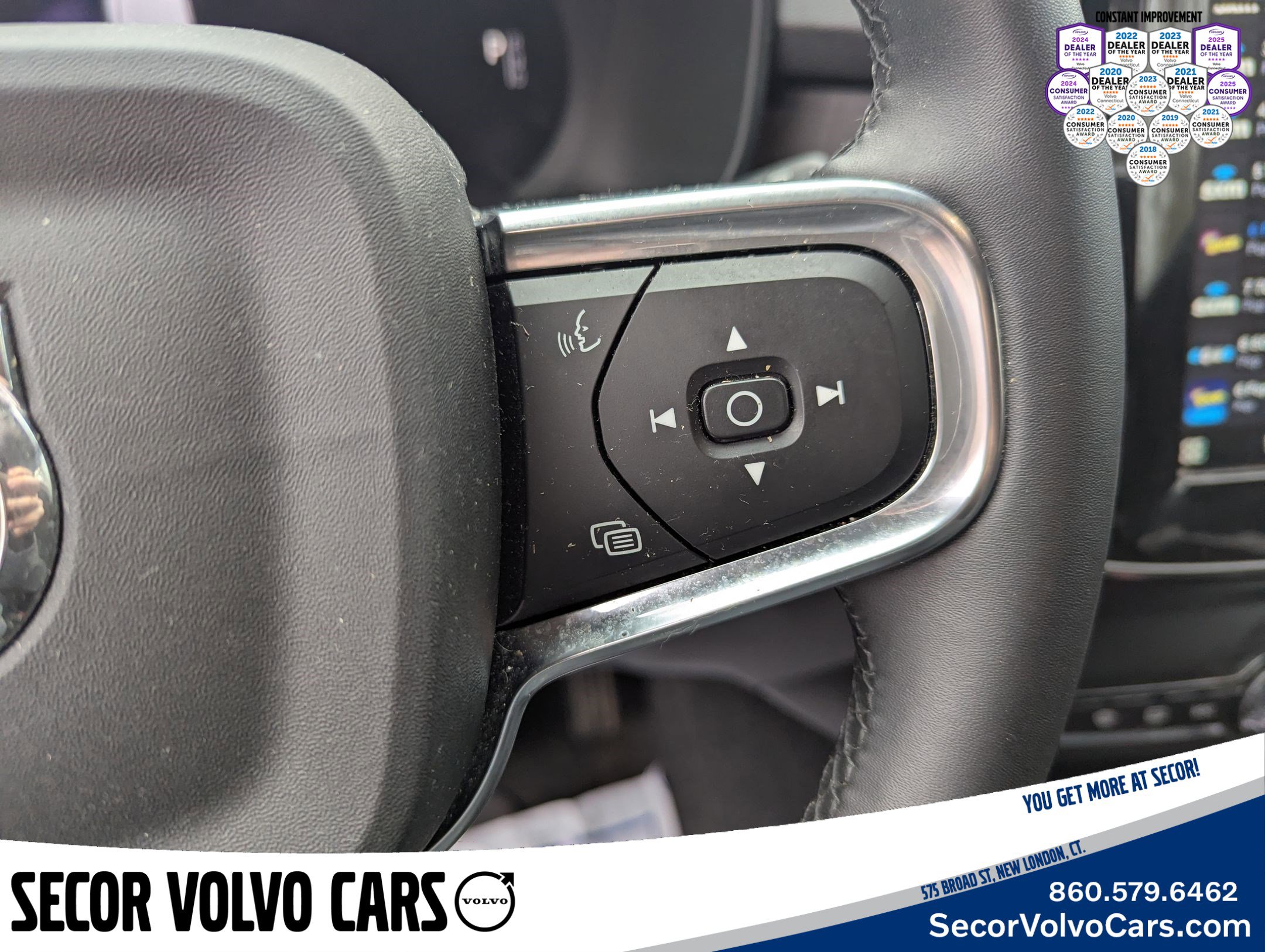 Certified 2024 Volvo XC40 Recharge Plus w/ Protection Package Premier image 12